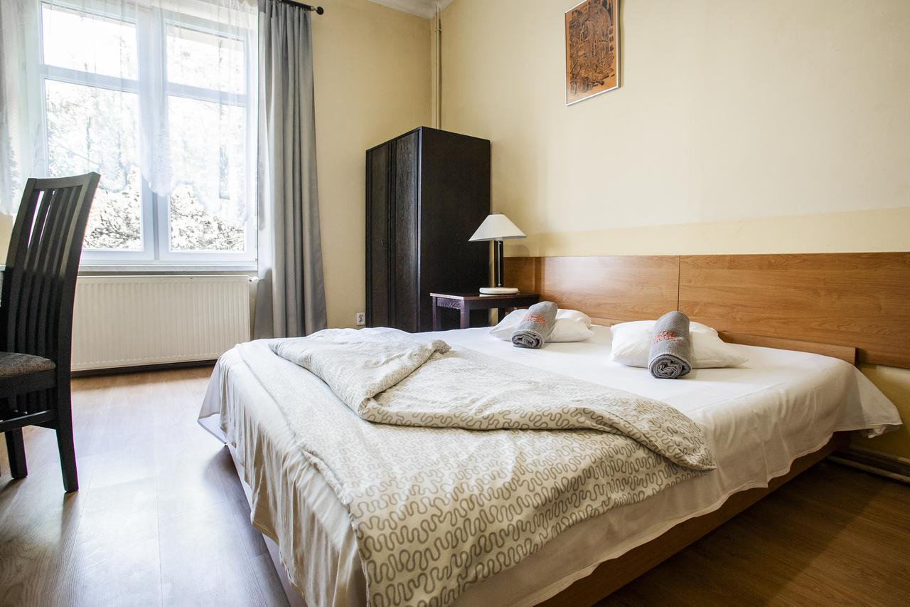 Momotown Privates Bed and Breakfast Krasków Εξωτερικό φωτογραφία